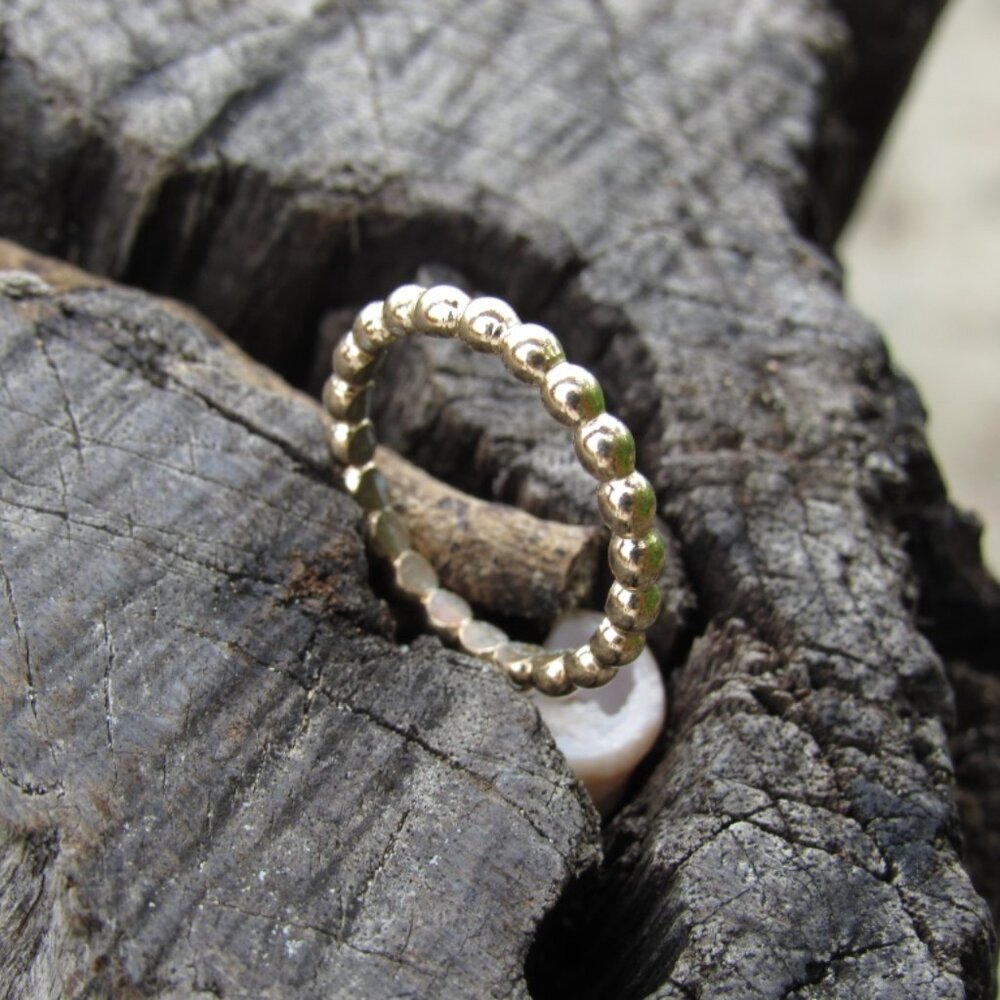 Wedding ring for women. 14k Yellow gold Wedding ring for women. Wedding band.